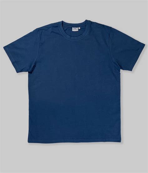 navy blue t shirt plain.